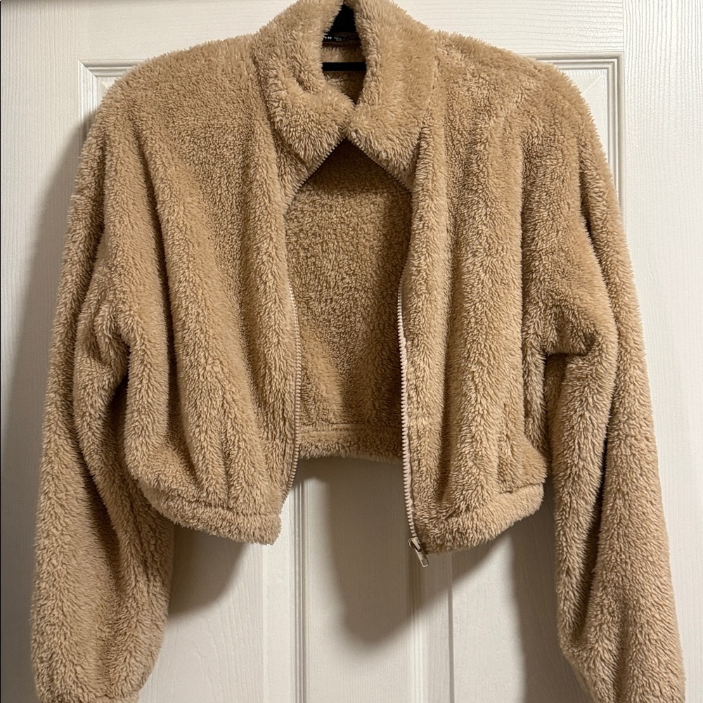 SHEIN Cream Sherpa Jacket. Super soft. Size medium